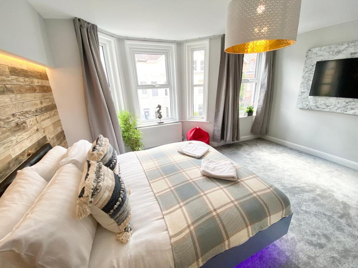 Cloud9 Guest House - By Coastline Retreats - Newly Renovated, Beautiful Ensuite Rooms Near Seafront In Town Centre, Netflix, Superfast Wifi, Communal Kitchen บอร์นมัธ ภายนอก รูปภาพ
